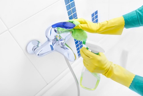 Bathroom cleaning during a one-off cleaning service in SE16