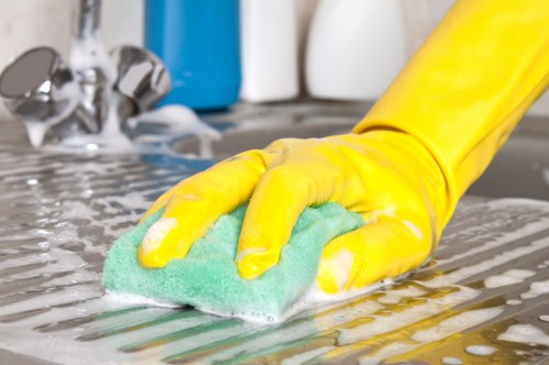 Deep cleaning service for a kitchen in SE16