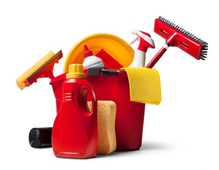 Local carpet cleaner preparing equipment for a property in SE16